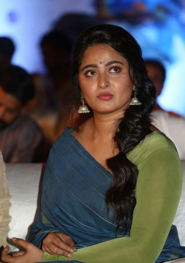 Actress Anushka Latest Photos